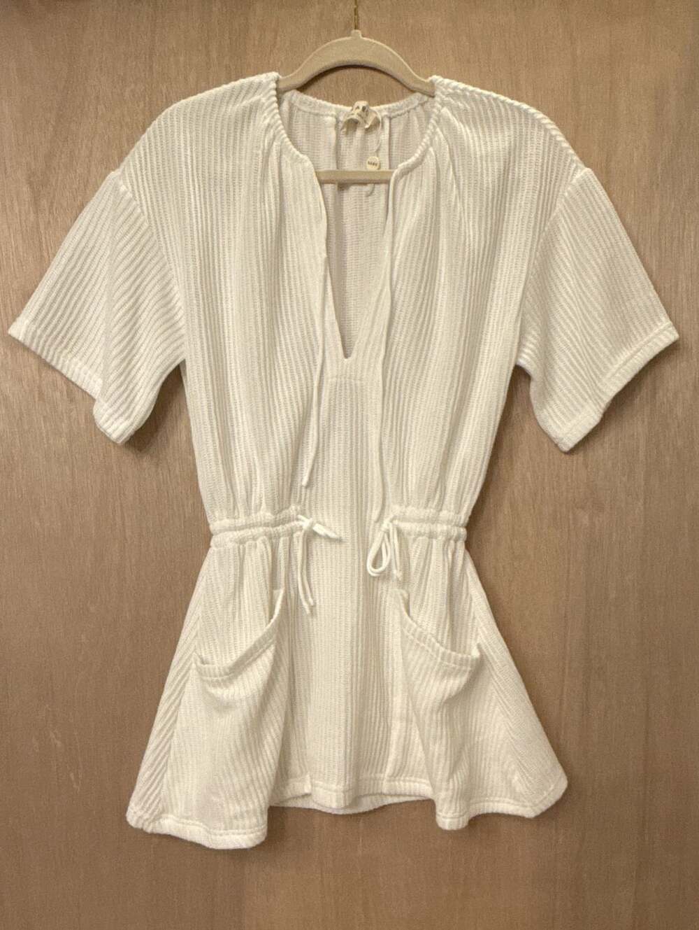 SABO White Ribbed V-Neck Short Sleeve Cinch Waist Mini Dress Cover Up